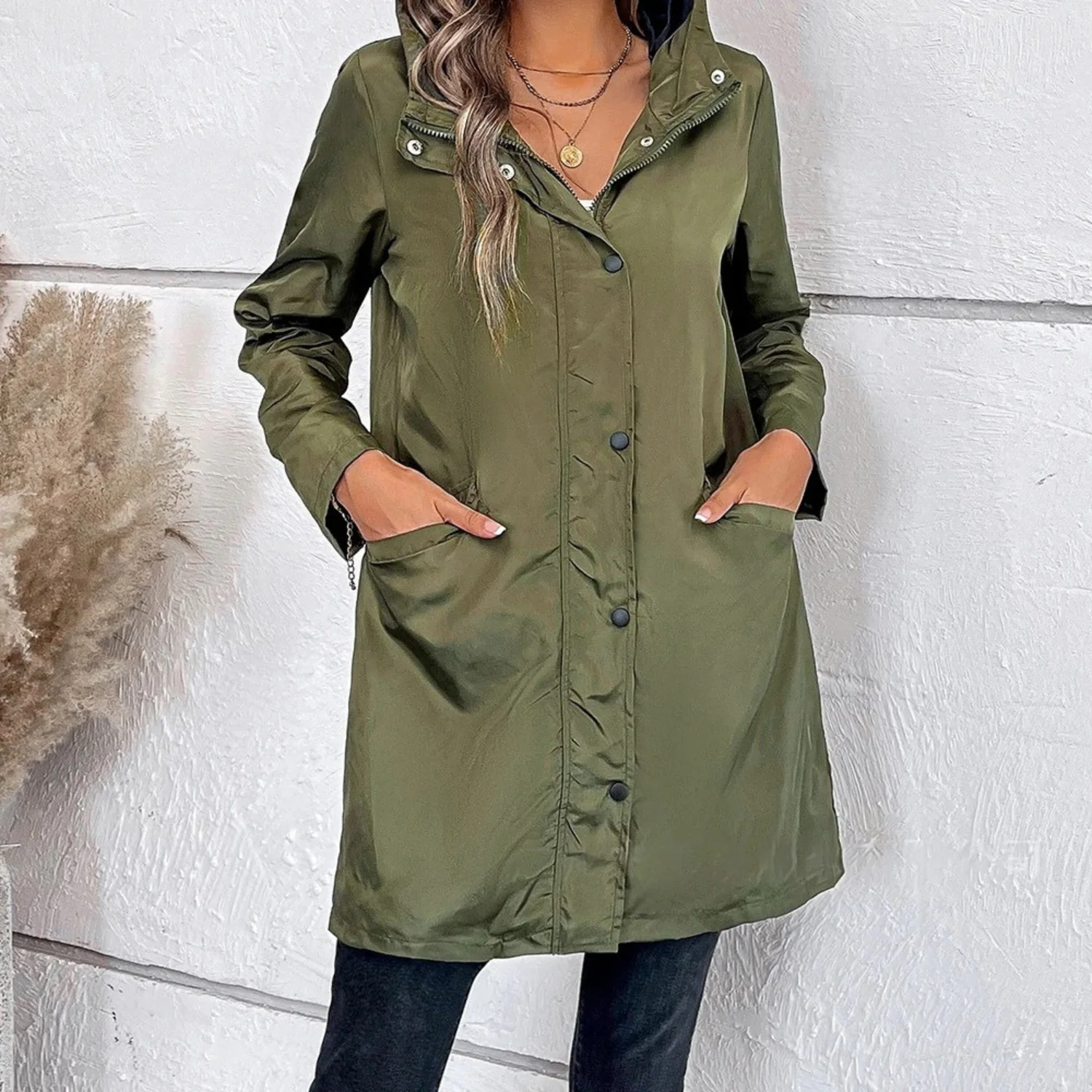 Amandine - Veste Coupe-Vent Pratique Avec Capuche – Image 2