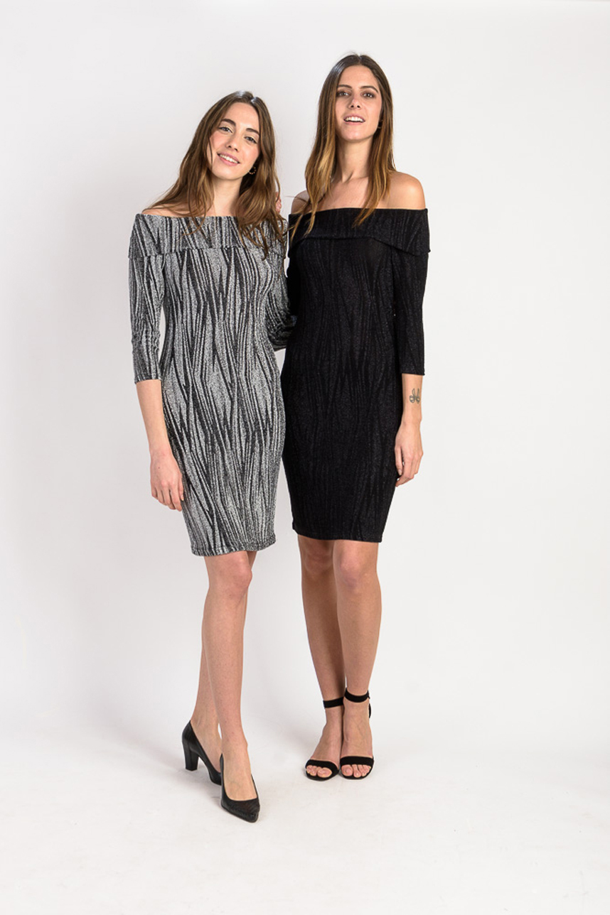 Robe Décolleté Tombant Sur Les Epaules Argentée – Image 6