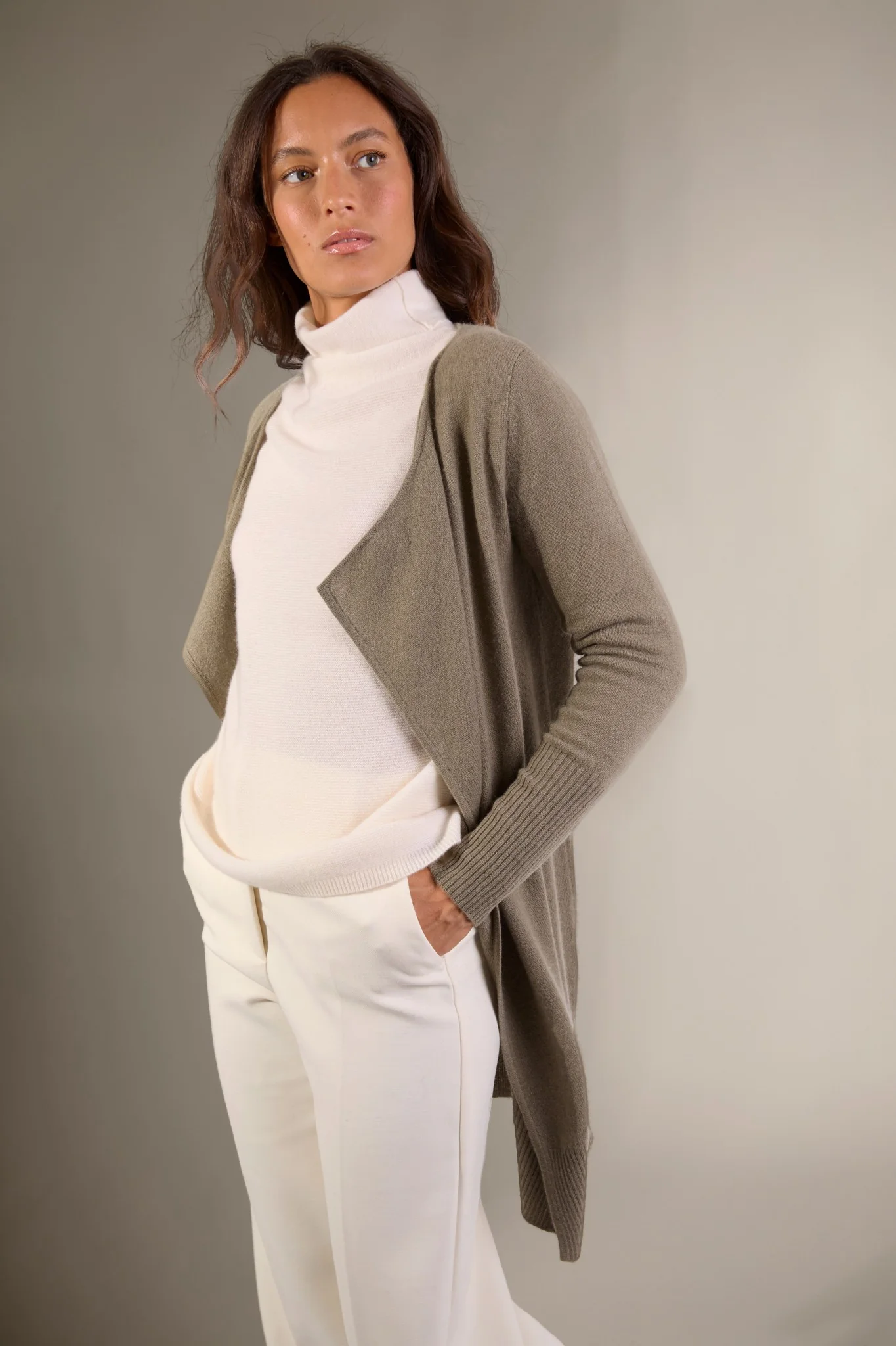 ABIGAIL veste longue army 100% cachemire – Image 4