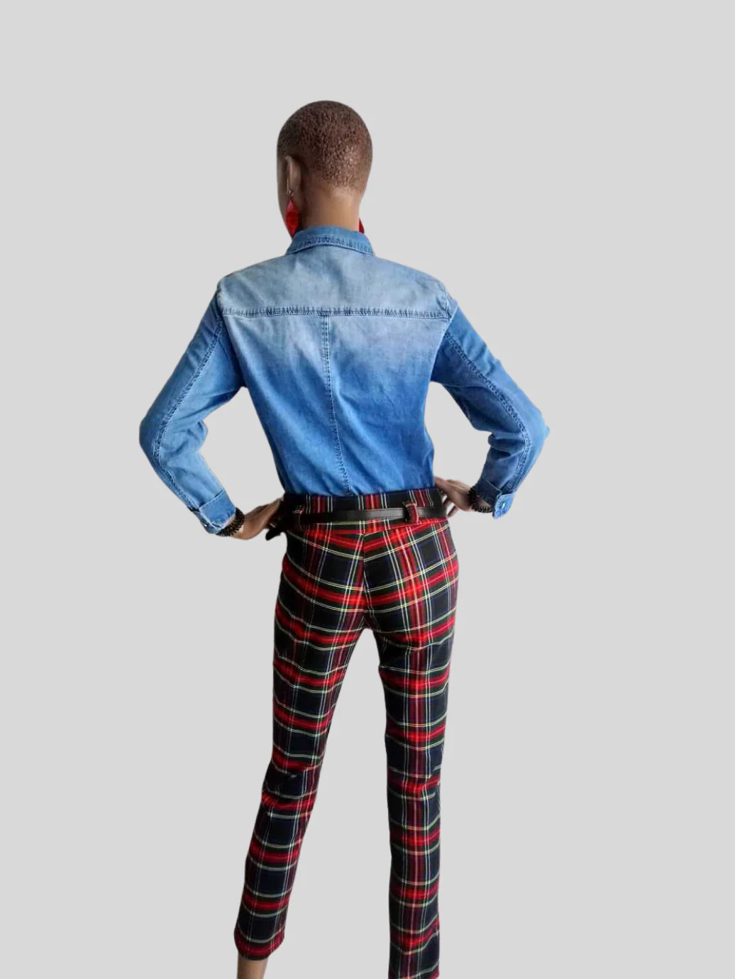 Pantalon à carreaux écossais ROUGE/NOIR femme – Image 8