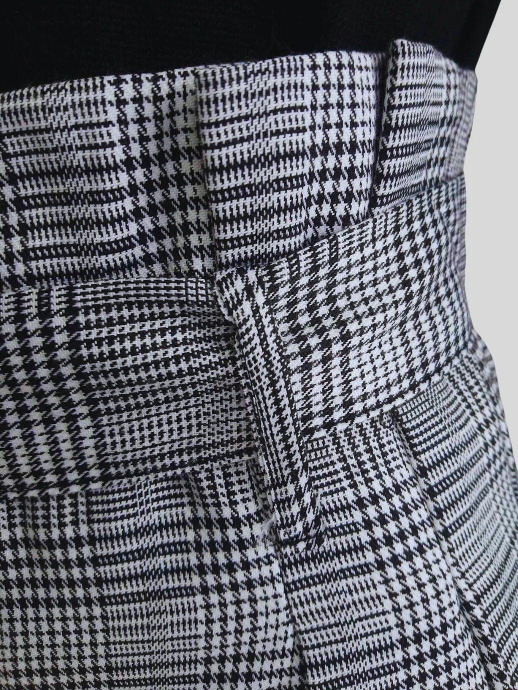 Pantalon GRIS à pinces taille haute – Image 5