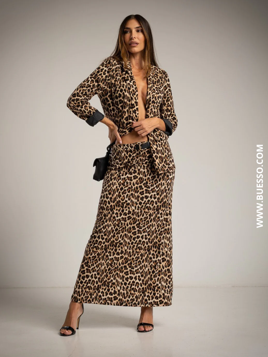 Ensemble tailleur léopard femme élégant