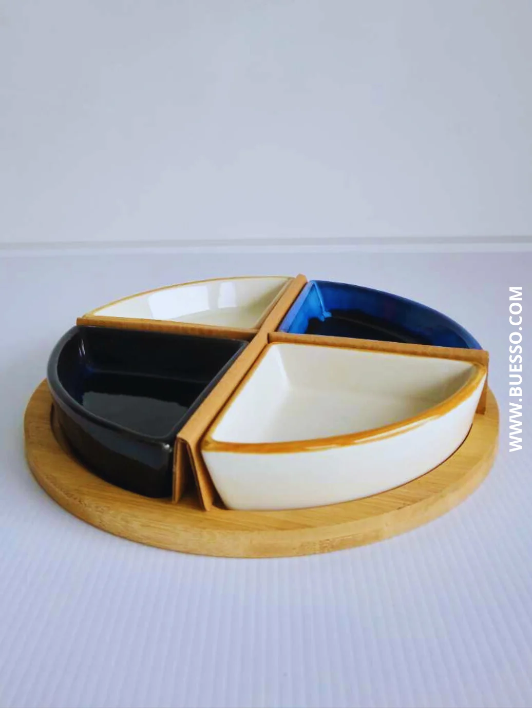 Service apéritif avec plateau en bambou rond – Image 2