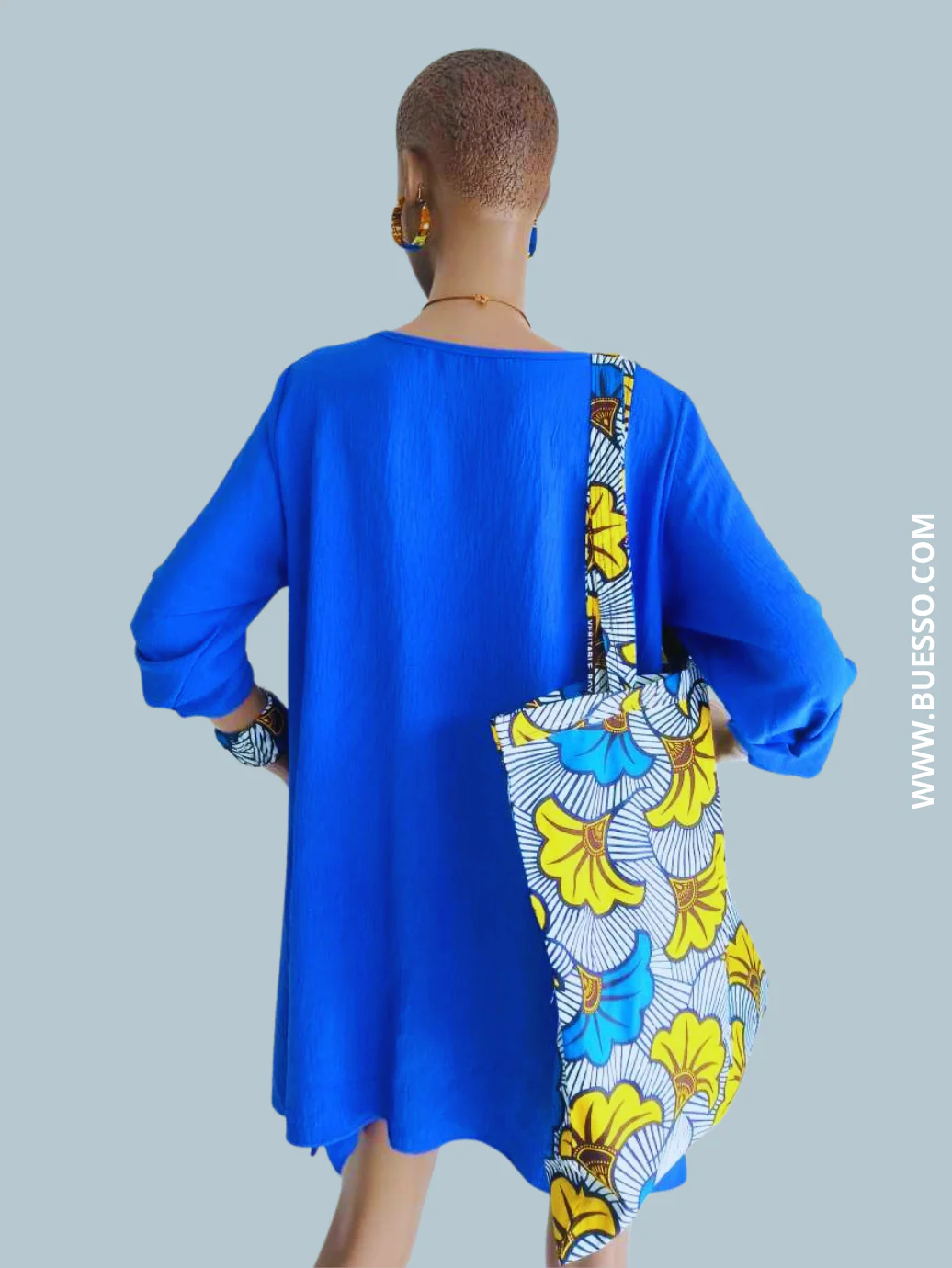 Robe BLEUE ÉLECTRIQUE avec collier intégré – Image 5