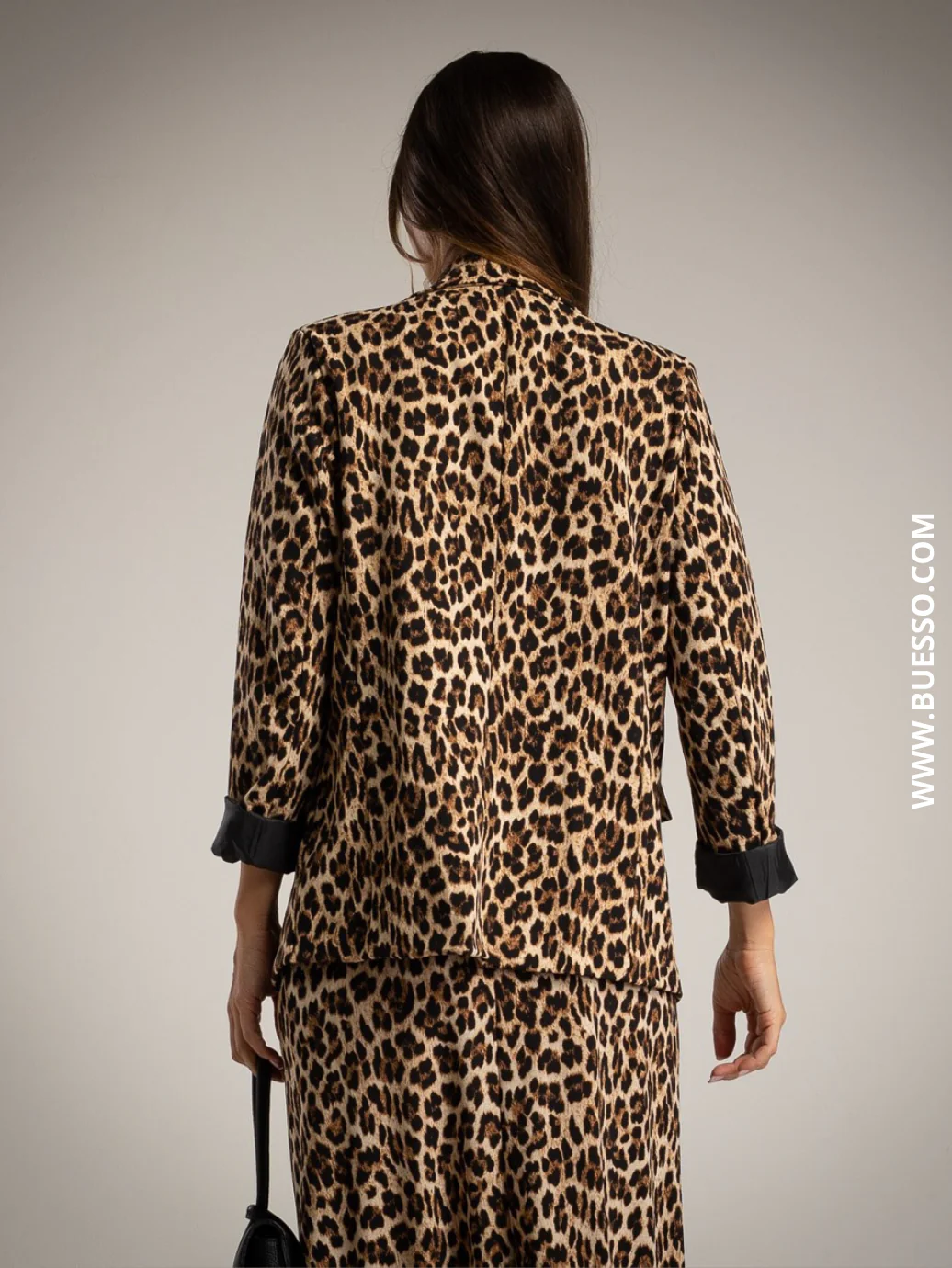 Ensemble tailleur léopard femme élégant – Image 5