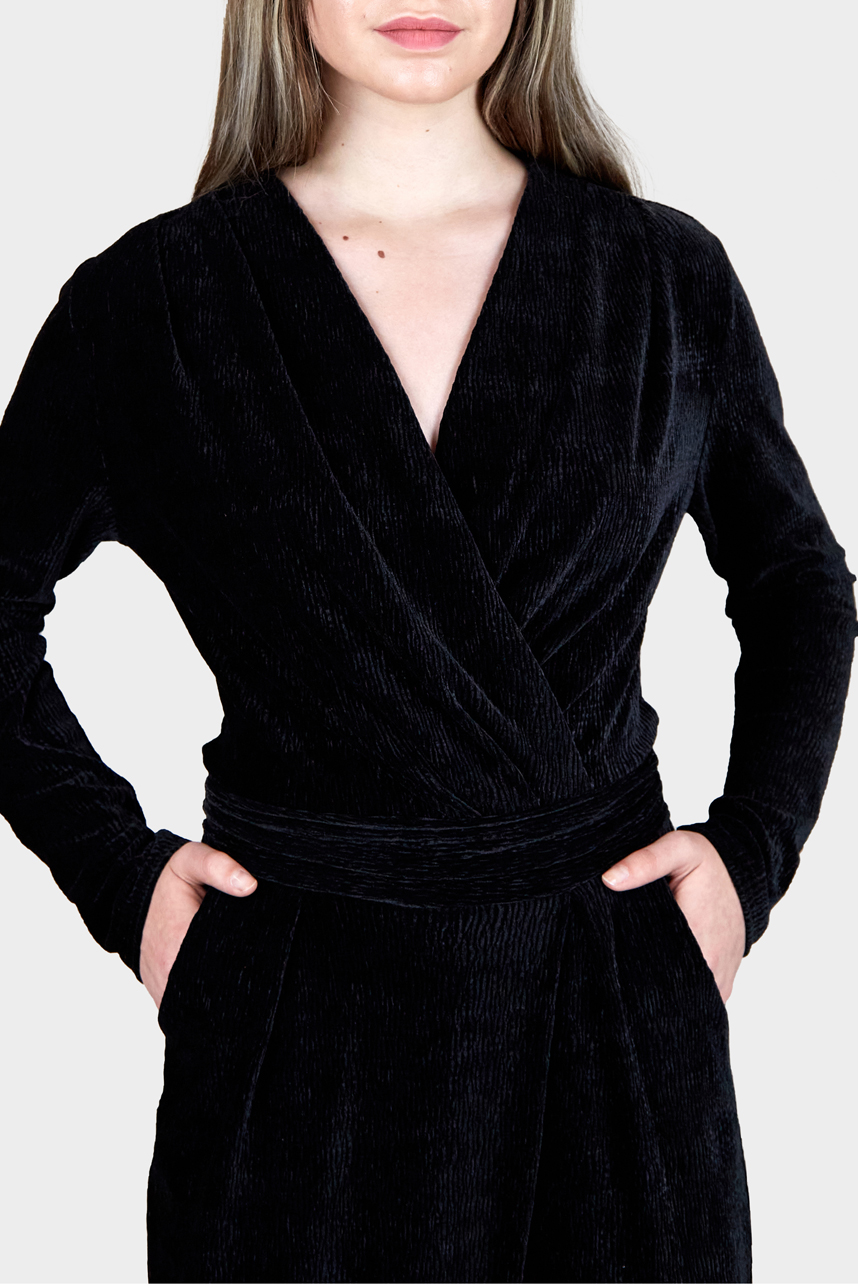 Combinaison en velours à effet drapé – Image 6