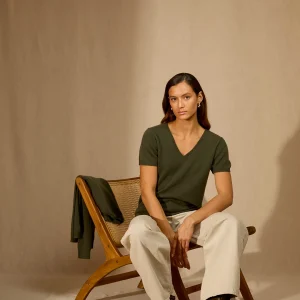 EFIMIA t-shirt col v kaki 100% cachemire