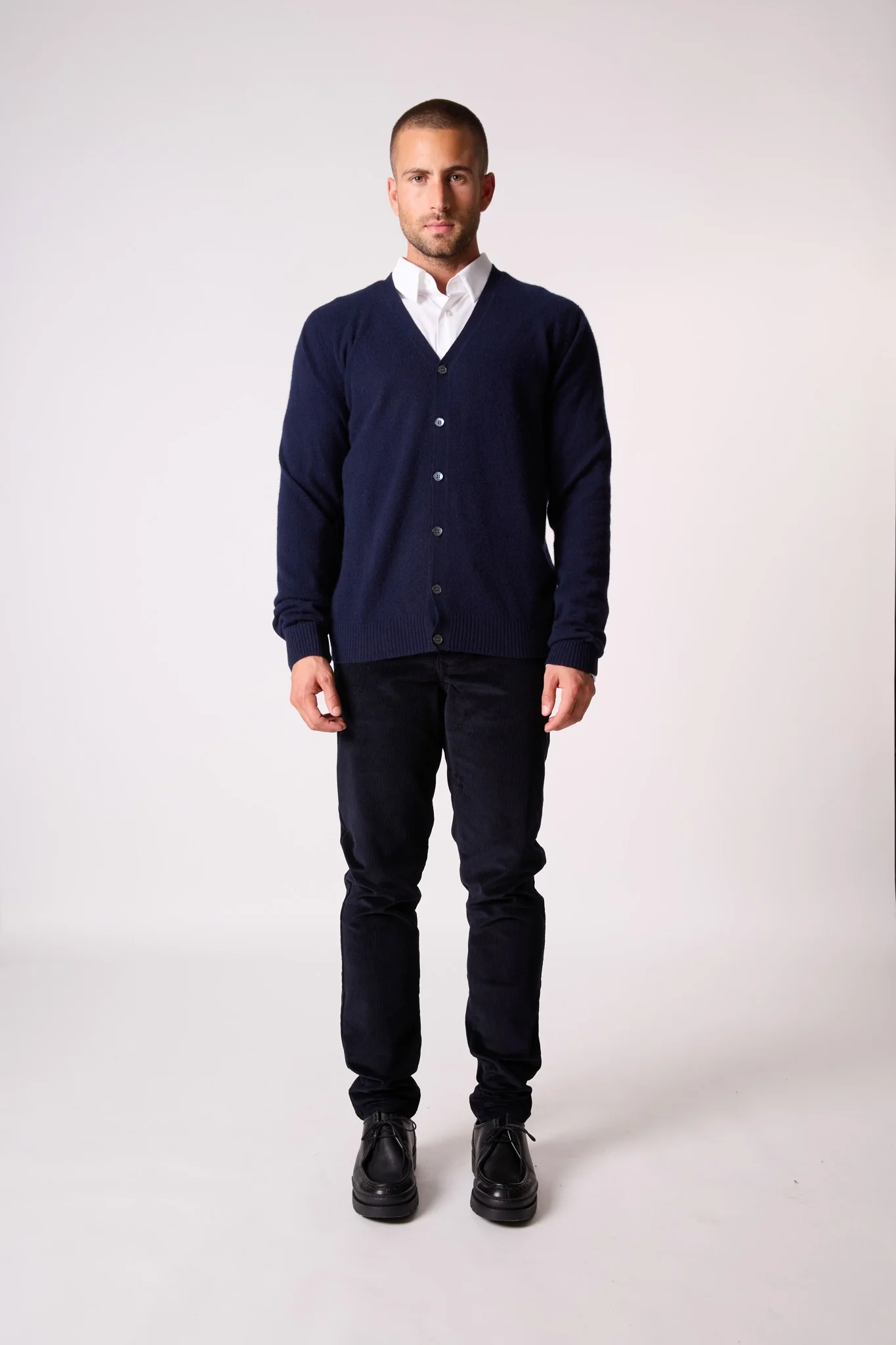ERROL cardigan col v navy 100% cachemire – Image 2