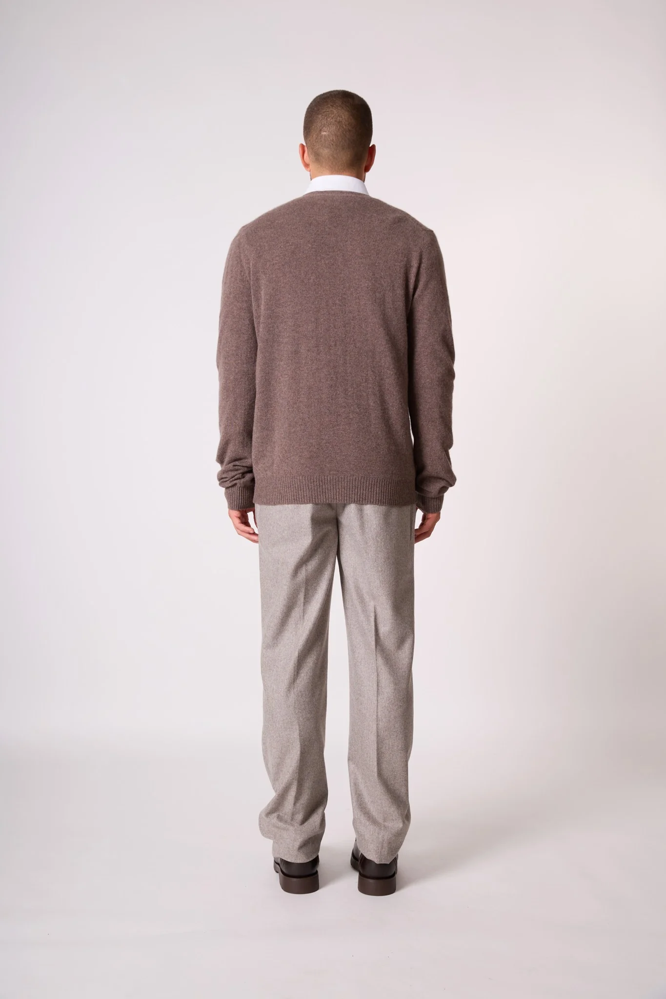 ERROL cardigan col v taupe chiné 100% cachemire – Image 4