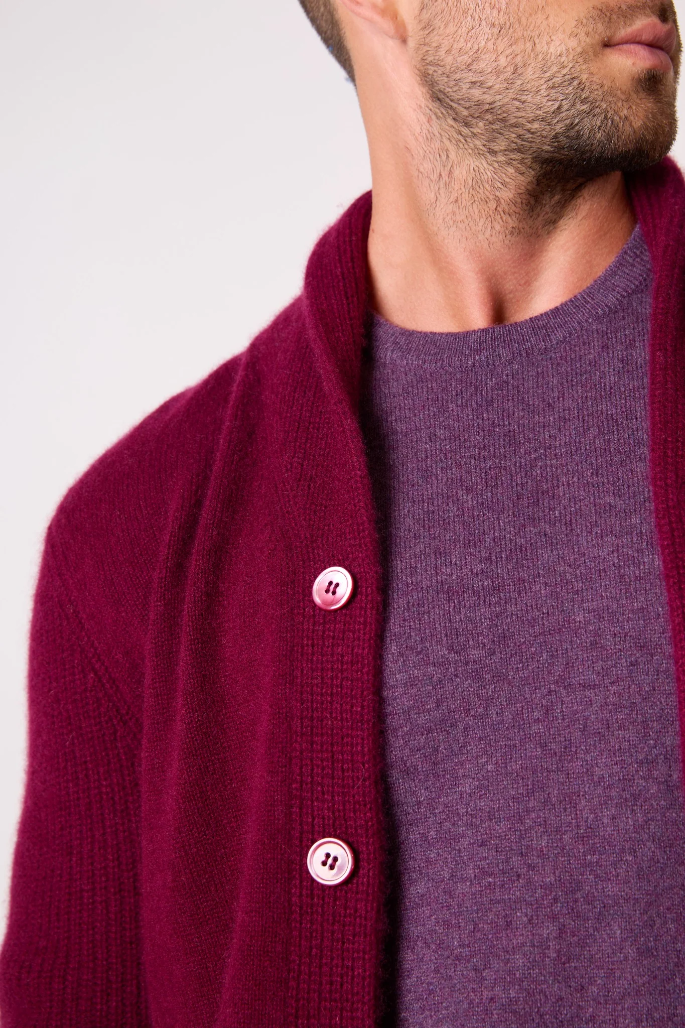 GILMOUR veste boutonnée col châle 4 fils bordeaux 100% cachemire – Image 6