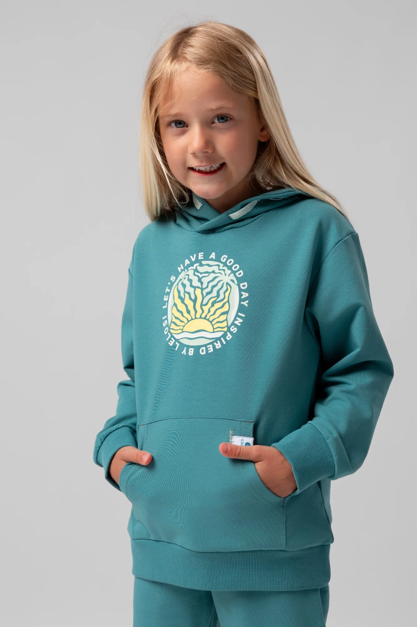 Sweat à capuche enfant Livi – Image 3