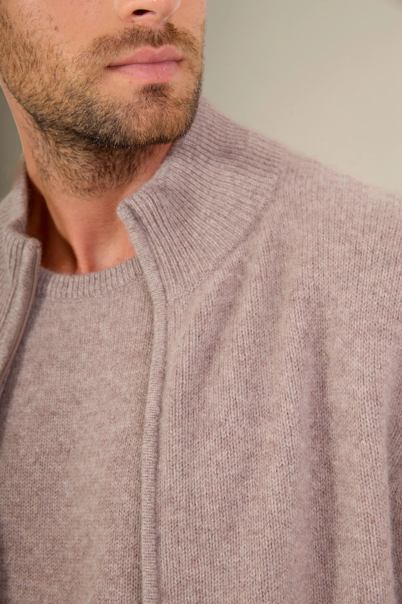 LEO gilet zippé col camionneur 4 fils caribou chiné 100% cachemire – Image 3