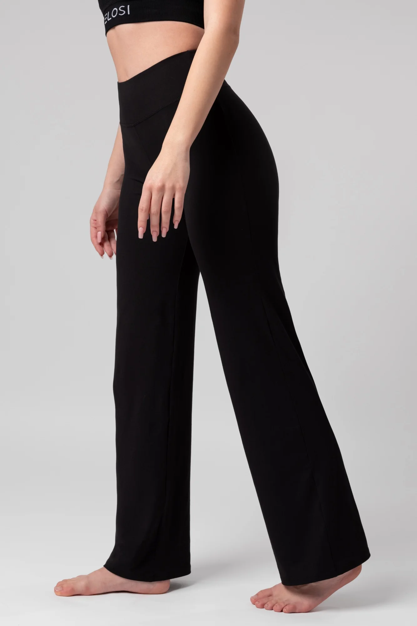 Black Widow – Image 4