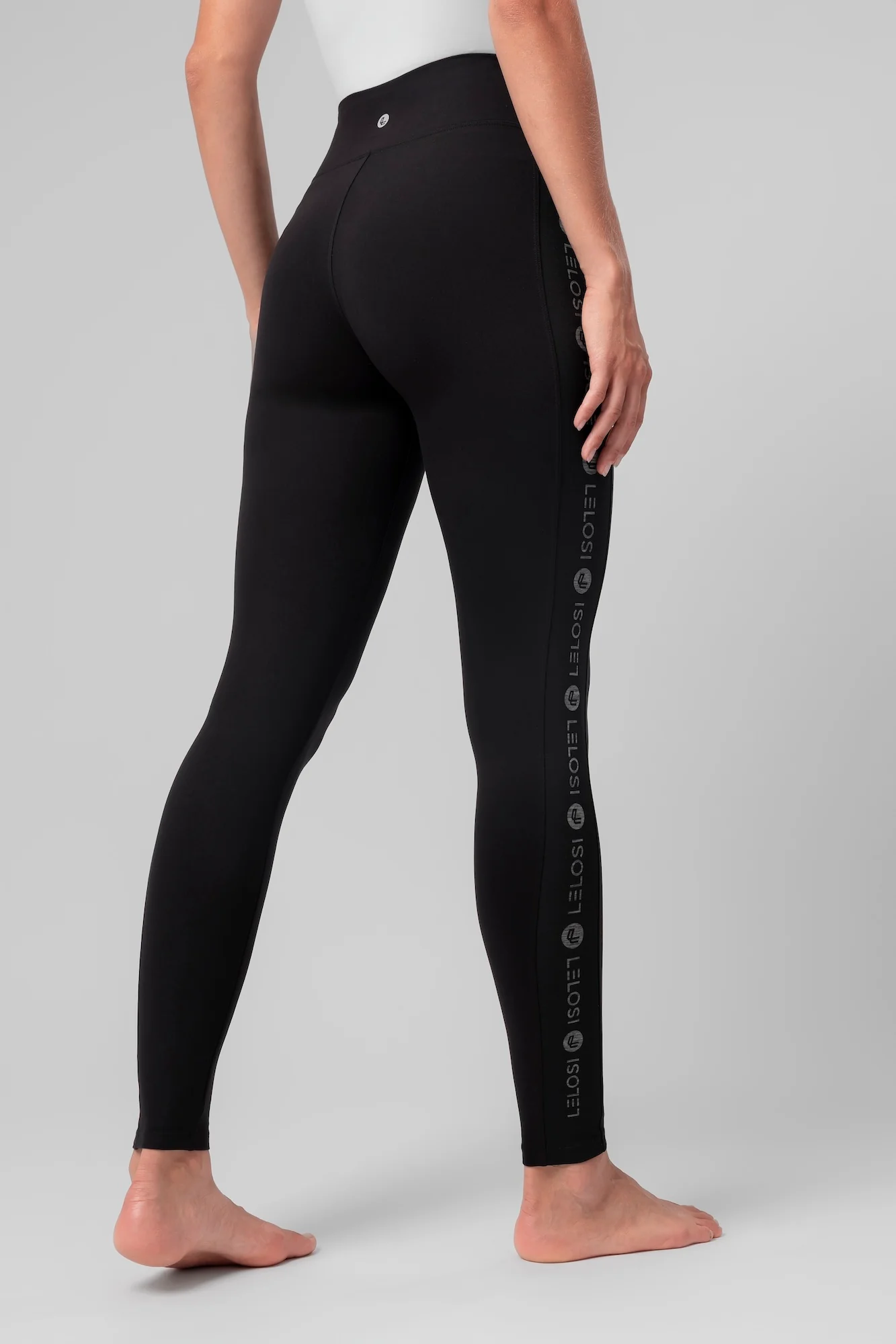 Aristocracy – Image 6