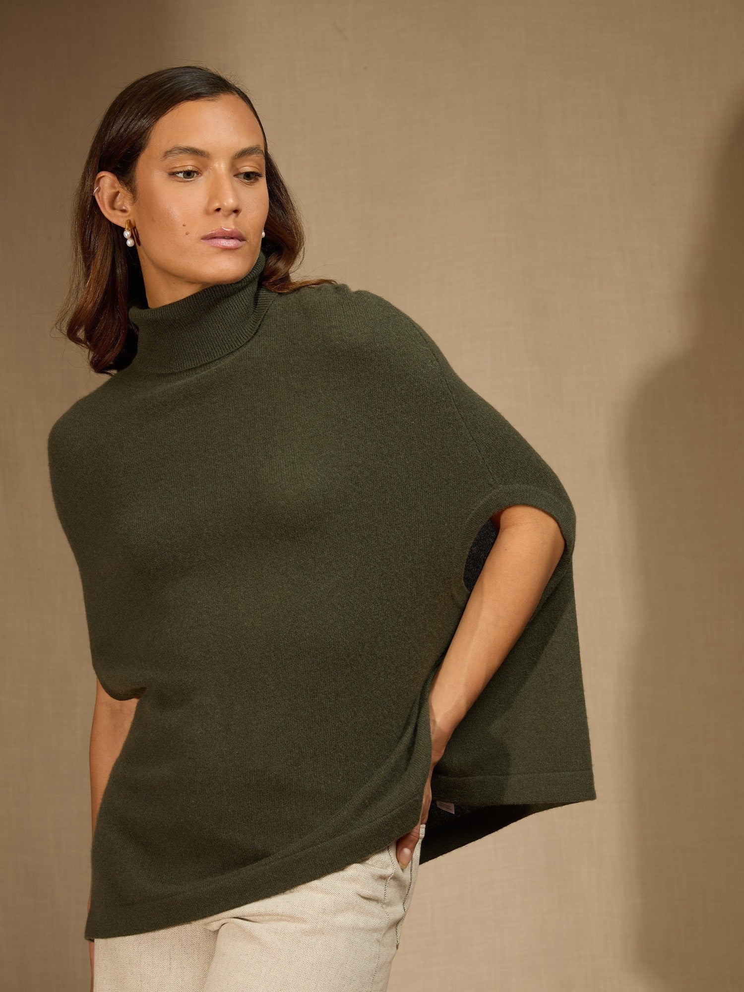 MELINA cape col roulé kaki 100% cachemire – Image 6