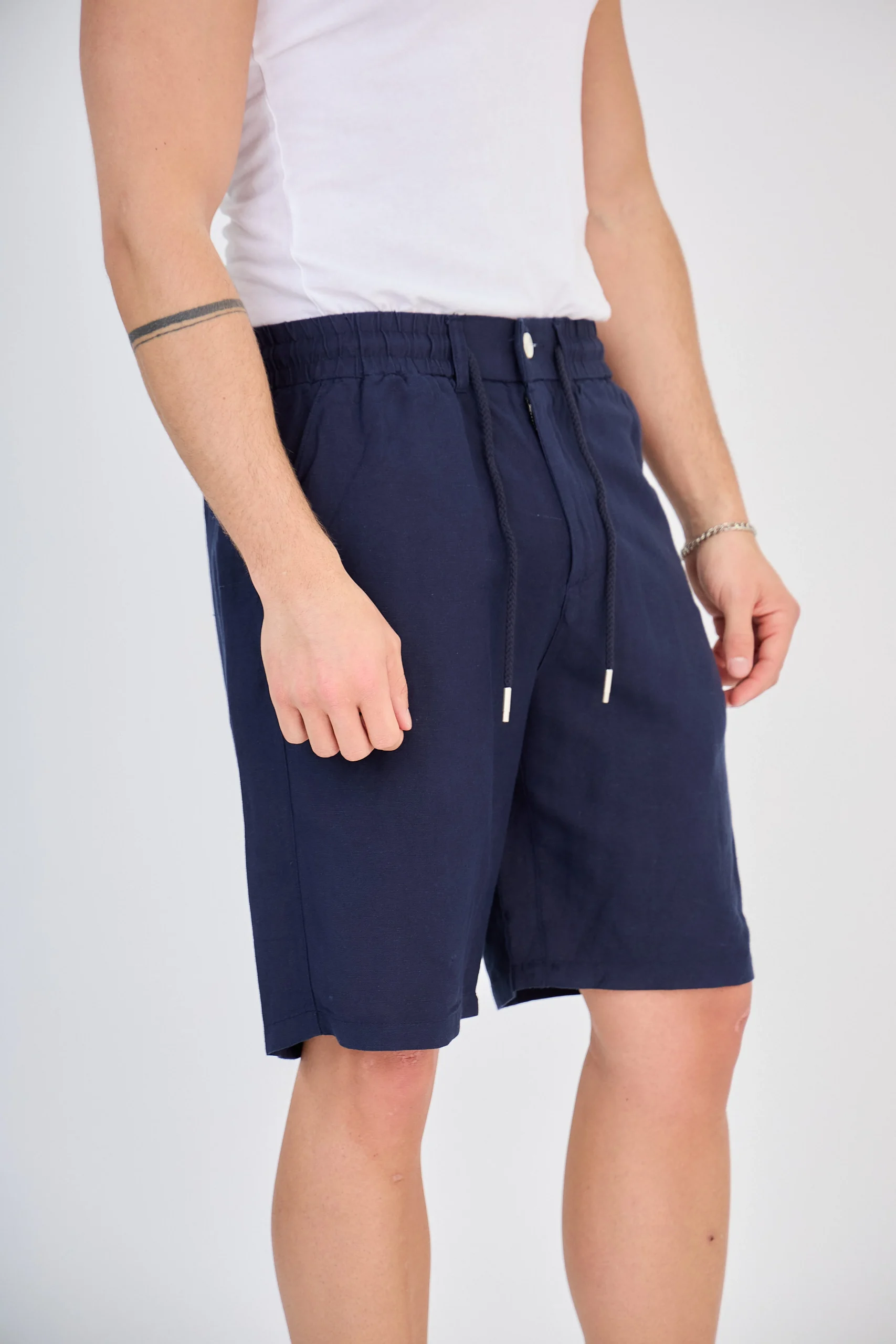 Short en Lin Bleu Marine – Image 4