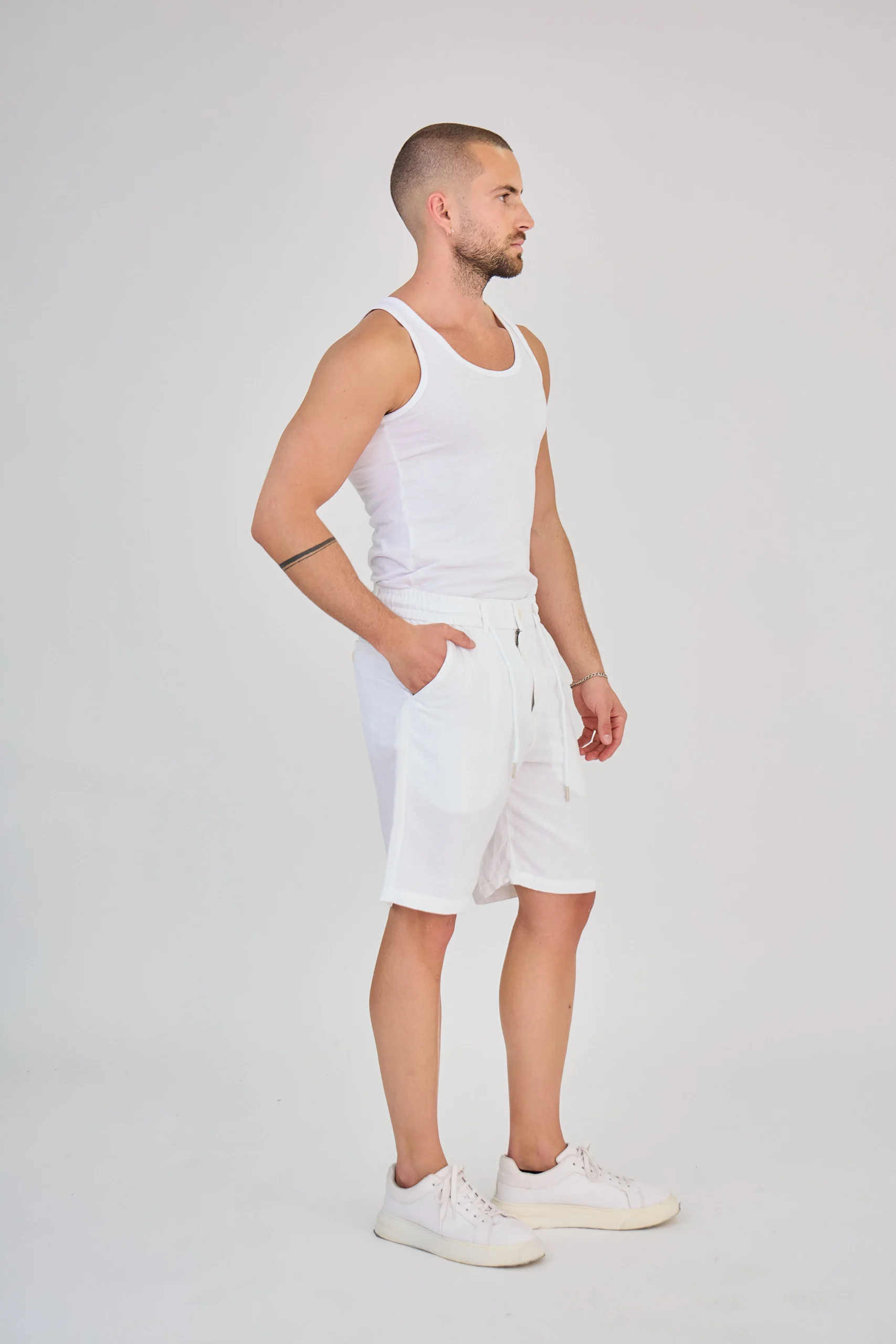 Short en Lin Blanc – Image 3