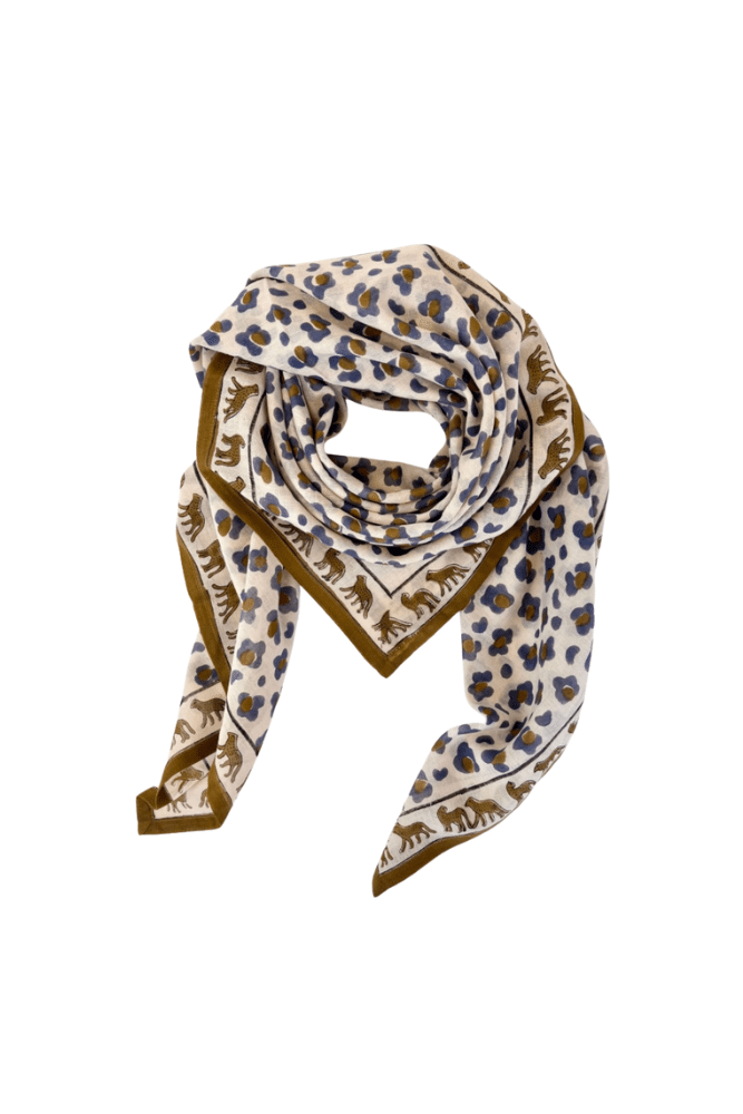 BIG FOULARD DUPATTA | Leopard Macadamia – Image 2